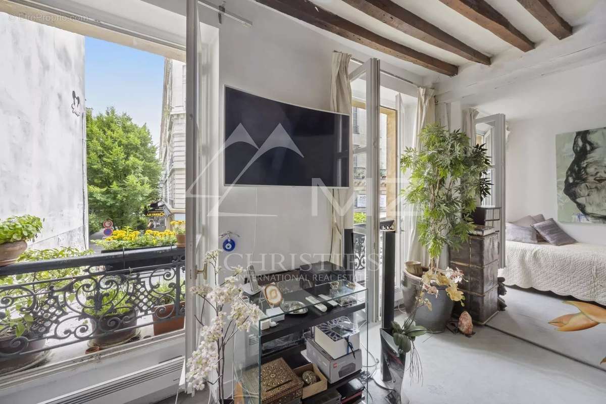 Appartement à PARIS-4E