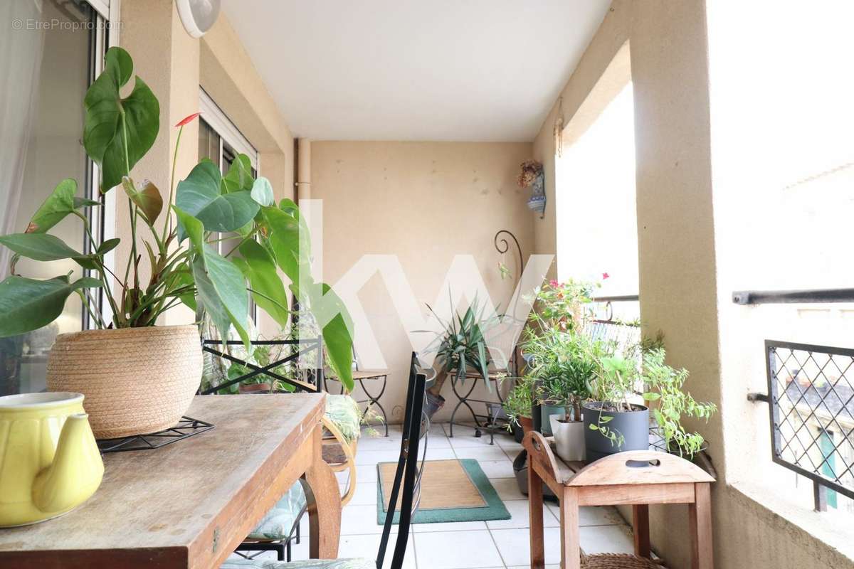 Appartement à MARSEILLE-7E