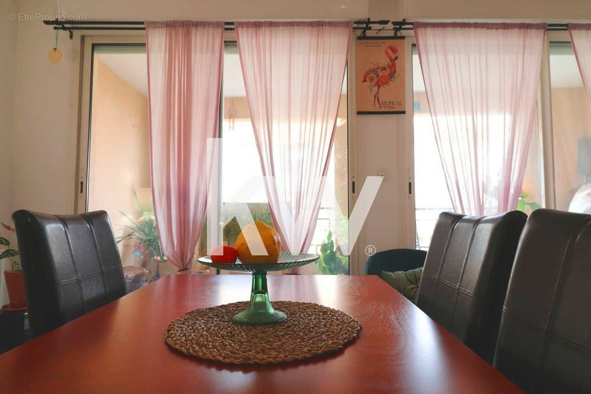 Appartement à MARSEILLE-7E