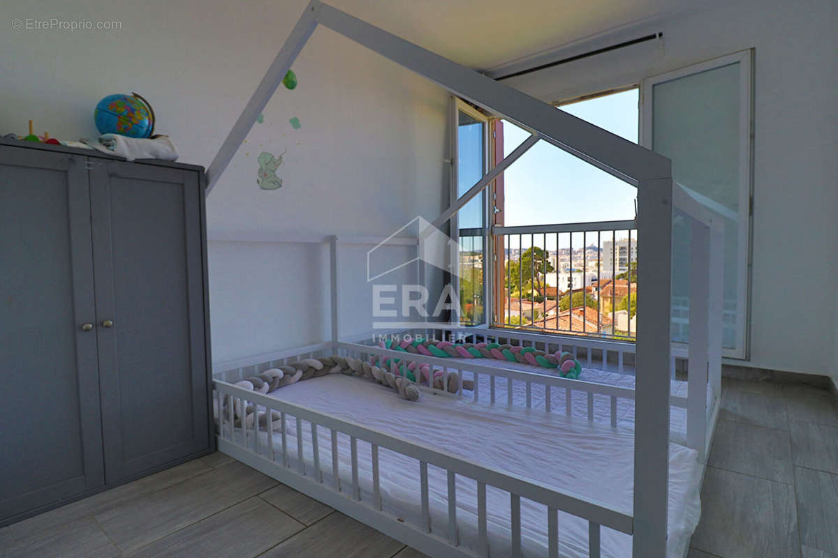 Appartement à MARSEILLE-10E