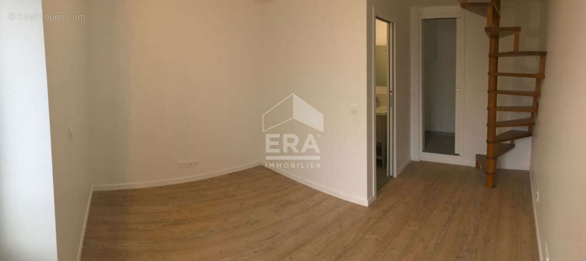 Appartement à NANTERRE