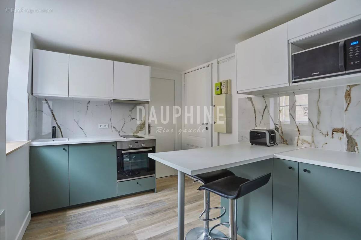 Appartement à PARIS-6E