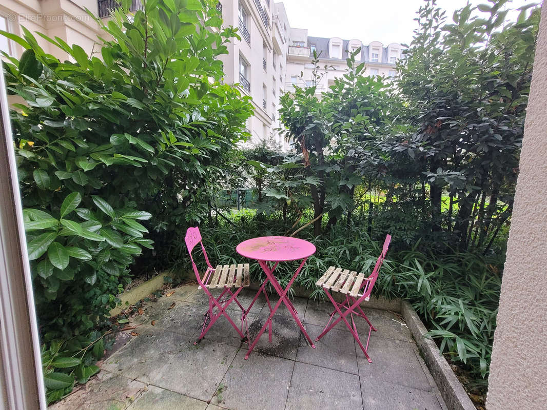 Appartement à ISSY-LES-MOULINEAUX