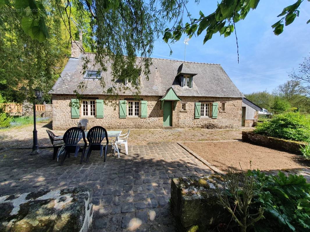 Maison à SAINT-MARS-SUR-LA-FUTAIE