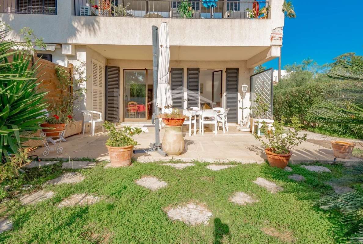 Appartement à VILLENEUVE-LOUBET