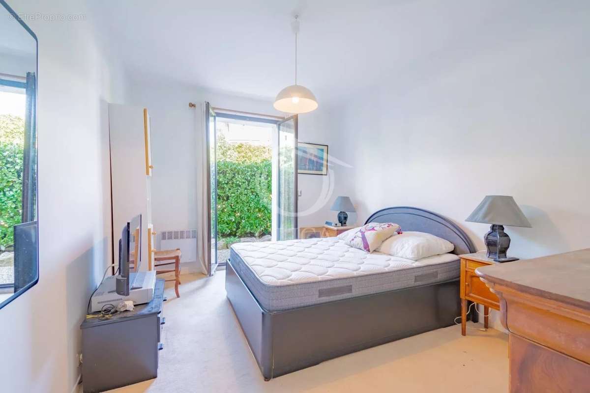 Appartement à VILLENEUVE-LOUBET