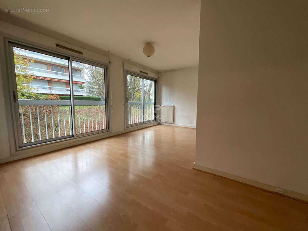 Appartement à MAISONS-LAFFITTE