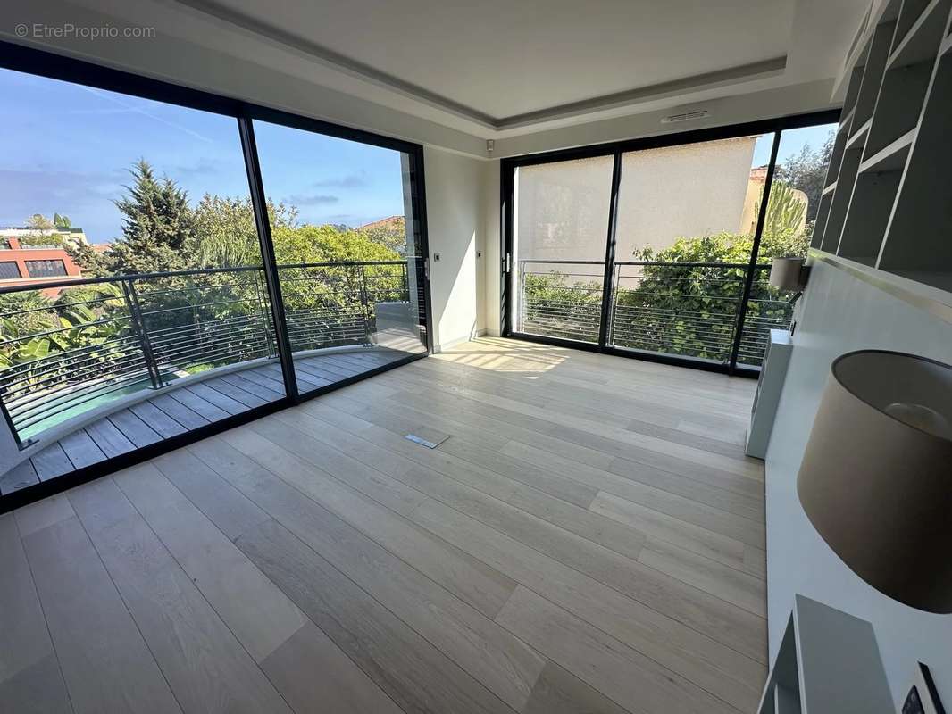 Appartement à SAINT-JEAN-CAP-FERRAT