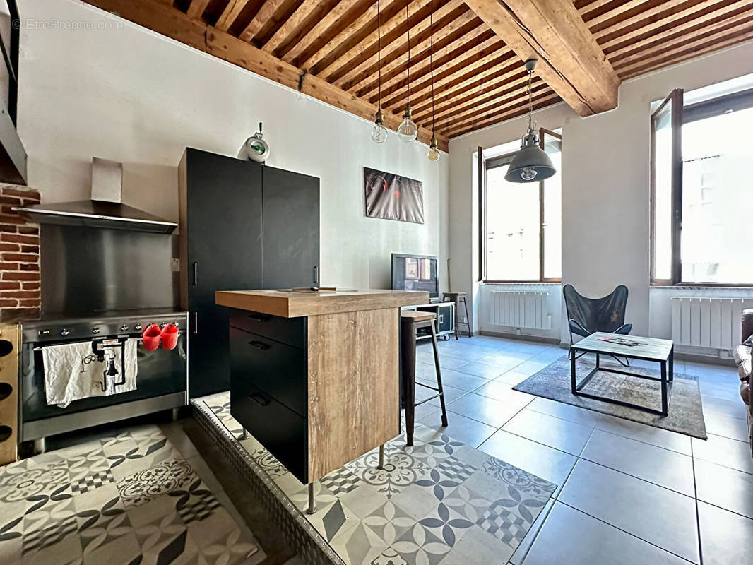 Appartement à LYON-1E