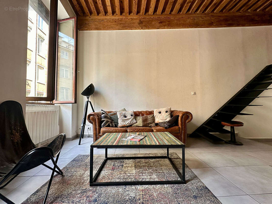 Appartement à LYON-1E