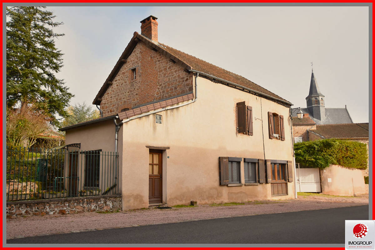 Maison à LE DONJON