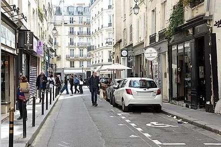 Commerce à PARIS-4E