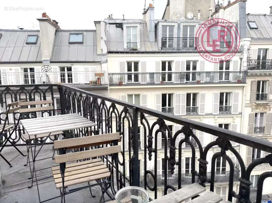 Appartement à PARIS-10E