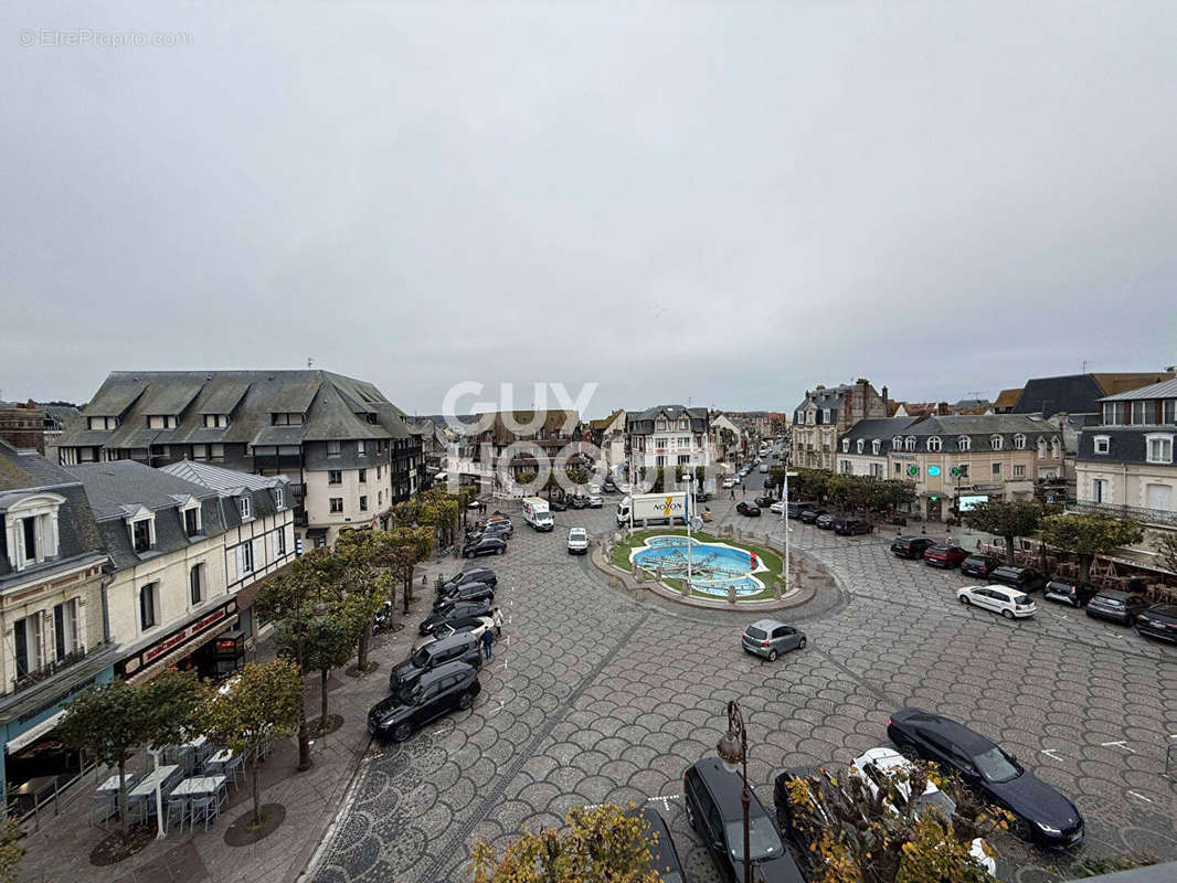 Appartement à DEAUVILLE