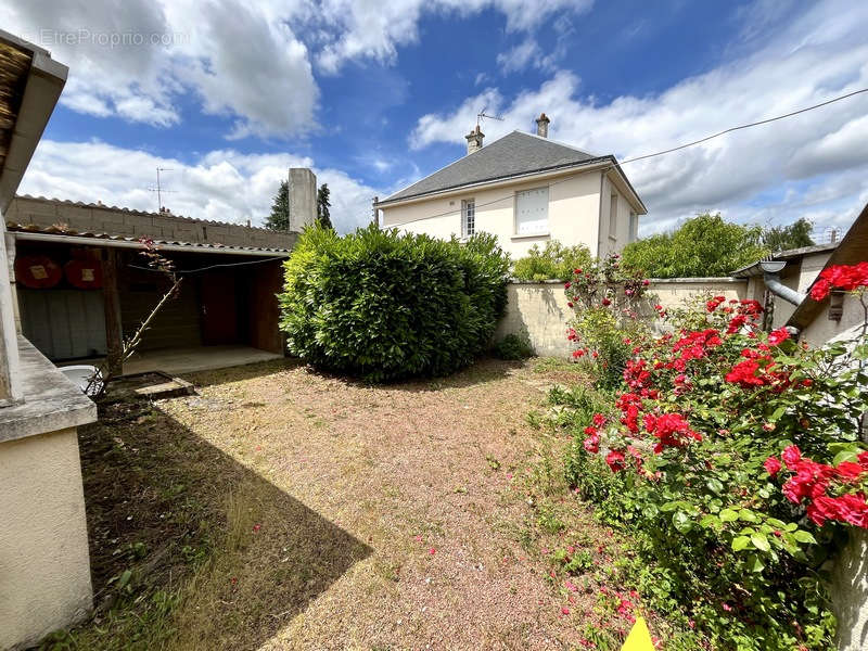 Maison à DOUE-LA-FONTAINE