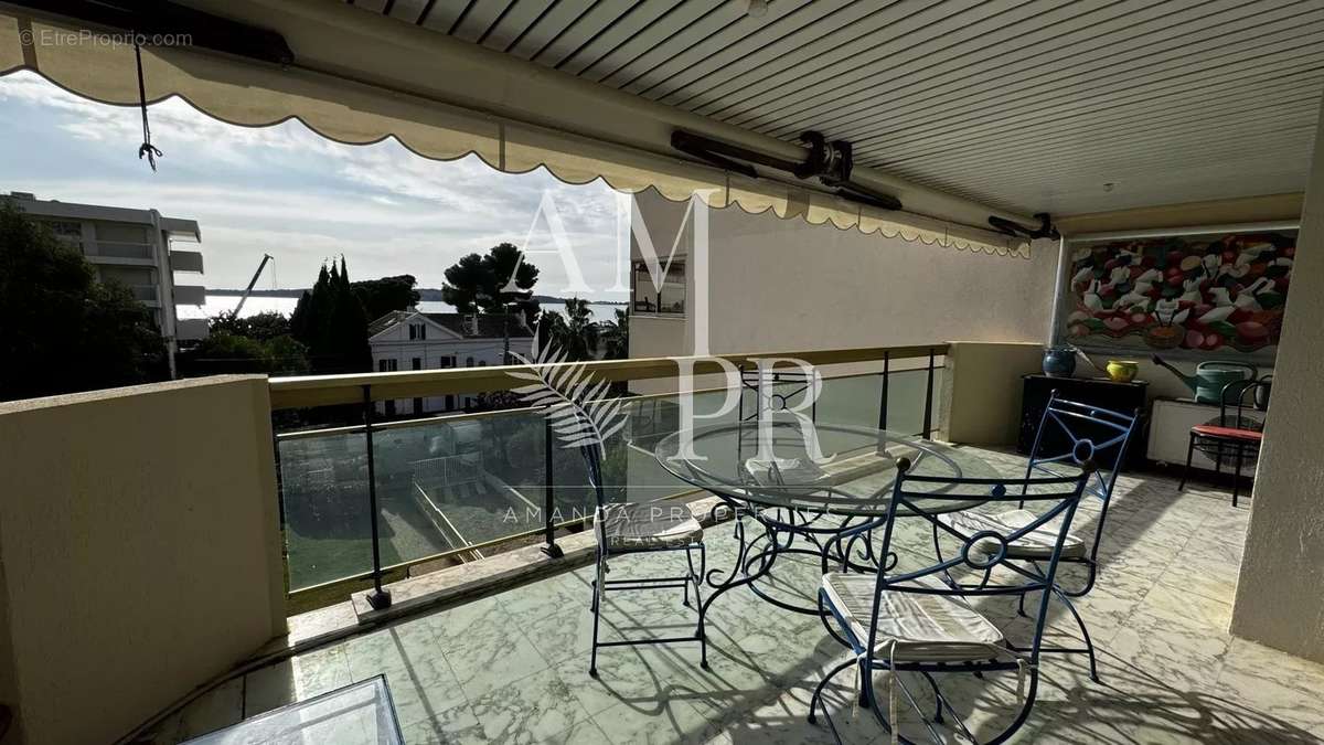 Appartement à CANNES