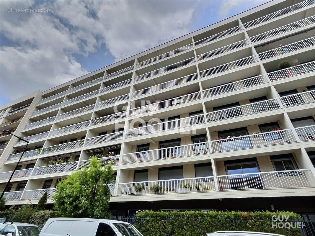 Appartement à AUBERVILLIERS