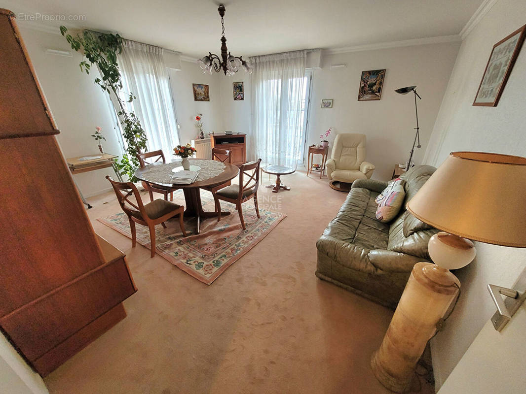 Appartement à POISSY