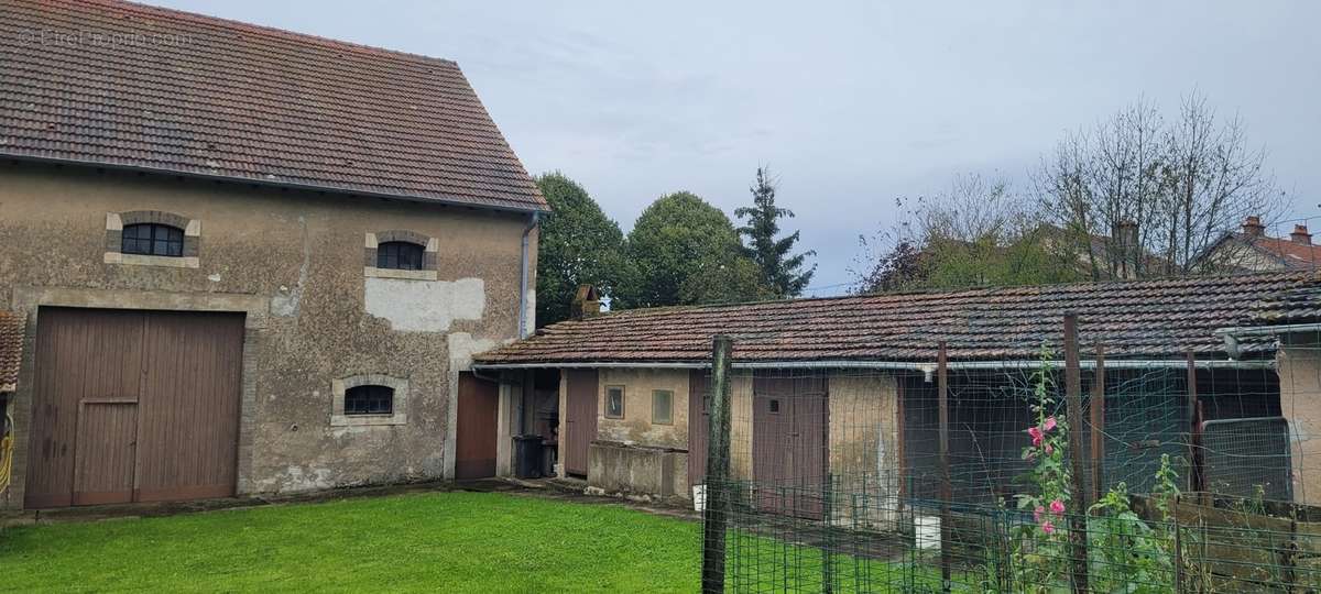 Maison à CHAMPENOUX