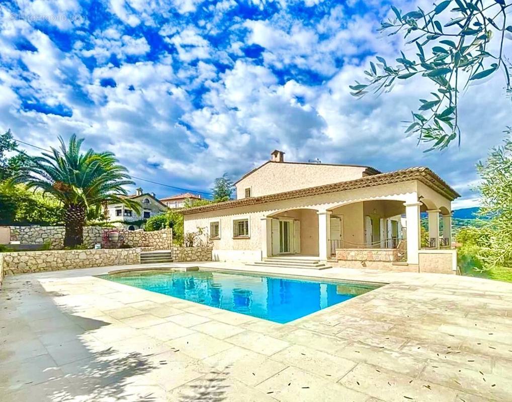 Maison à LA COLLE-SUR-LOUP