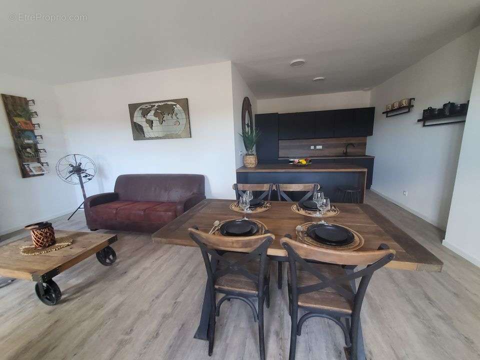 Appartement à LANCON-PROVENCE