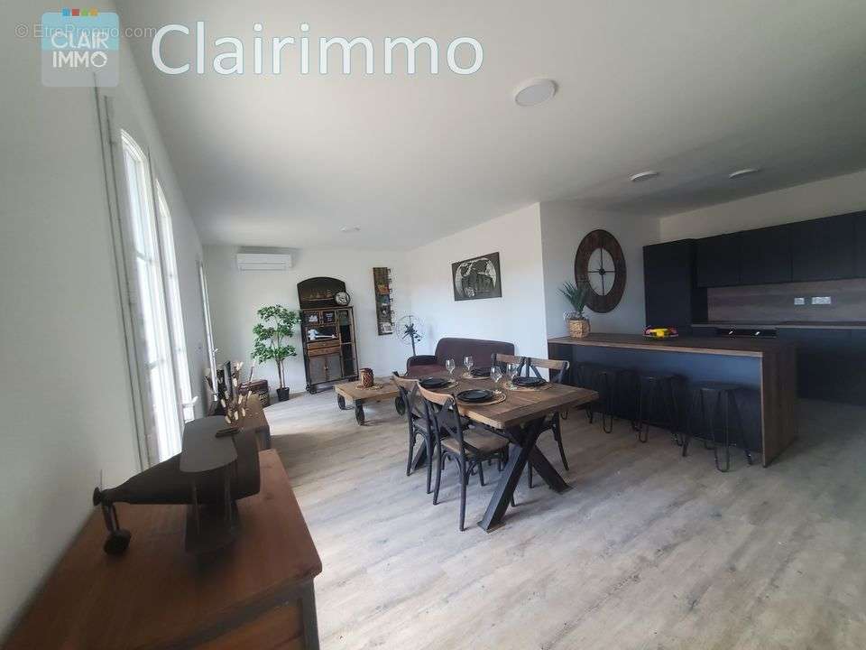 Appartement à LANCON-PROVENCE