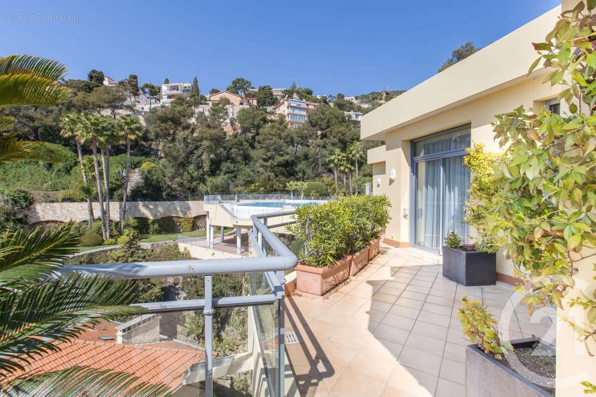 Appartement à VILLEFRANCHE-SUR-MER