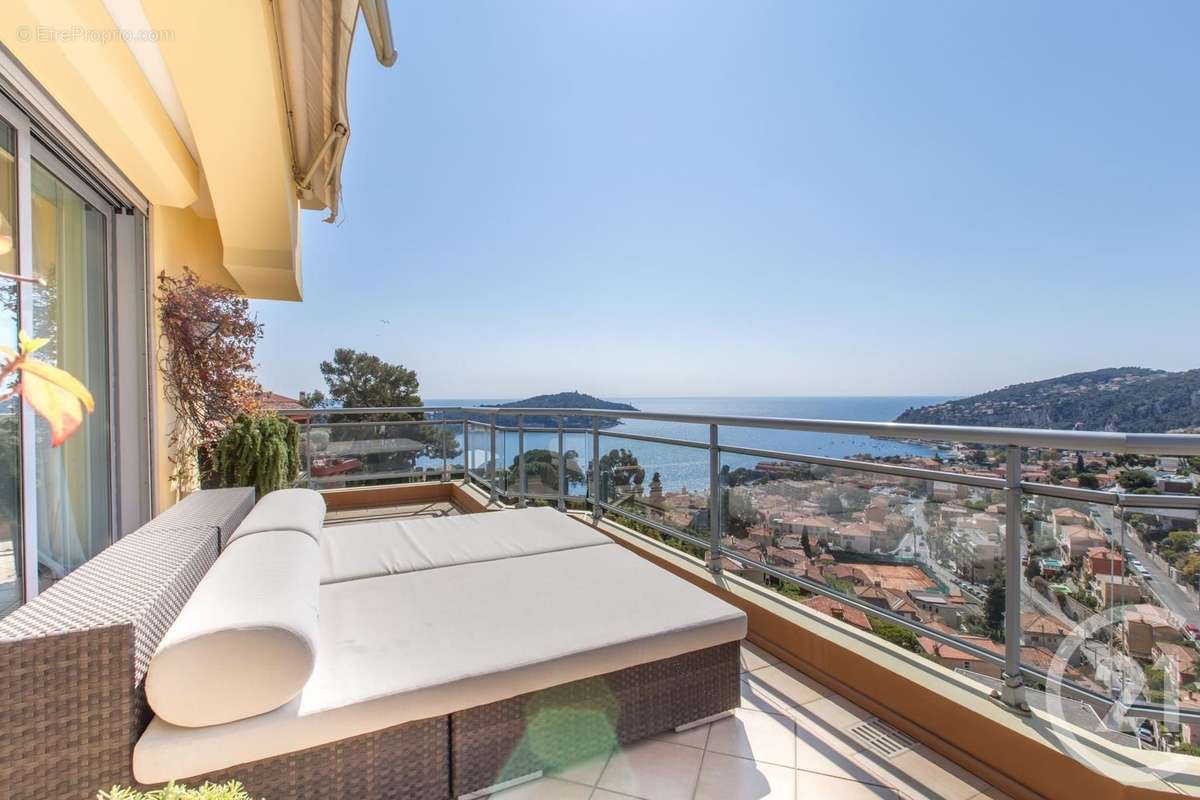 Appartement à VILLEFRANCHE-SUR-MER