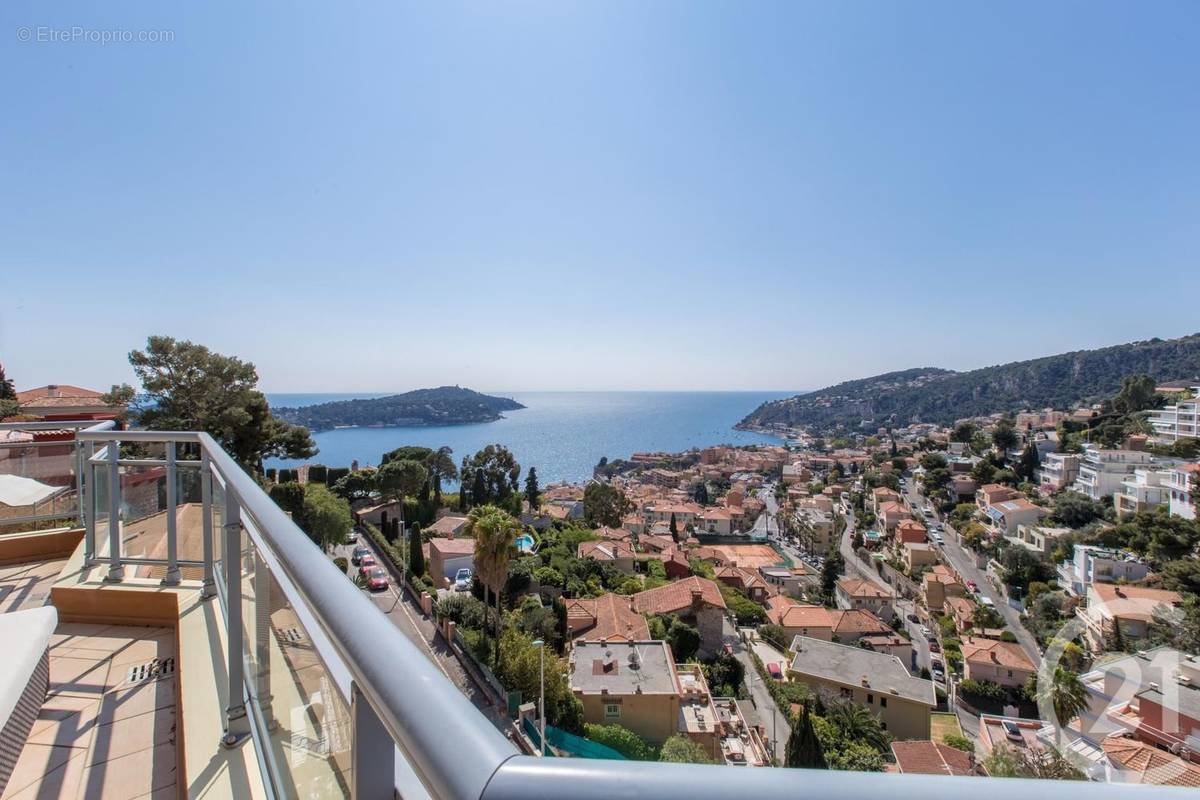 Appartement à VILLEFRANCHE-SUR-MER