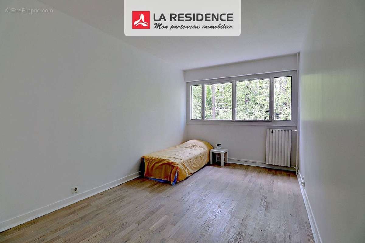 Appartement à L&#039;ETANG-LA-VILLE