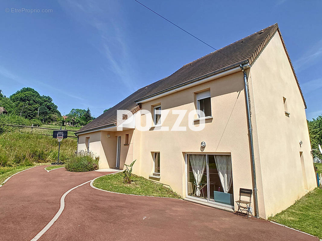 Maison à SAINT-PIERRE-SUR-DIVES