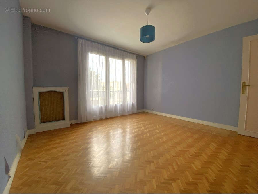 Appartement à BOIS-D&#039;ARCY