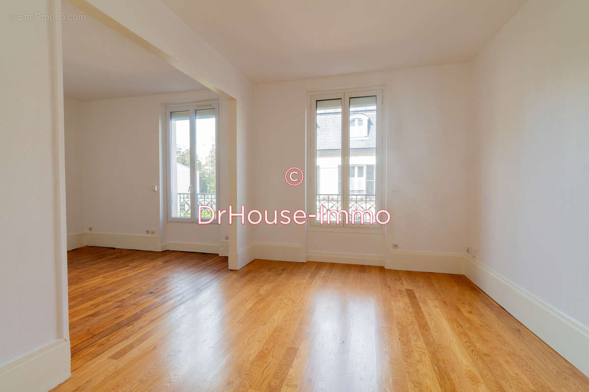 Appartement à LEVALLOIS-PERRET