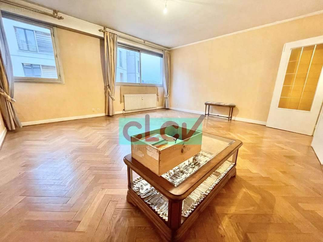 Appartement à LYON-7E