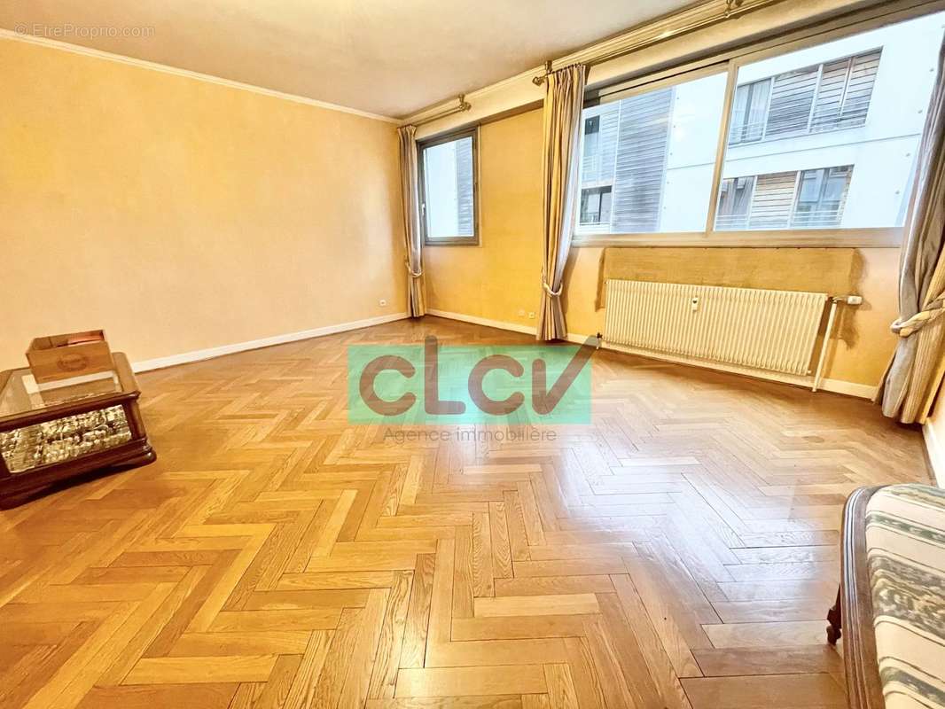 Appartement à LYON-7E