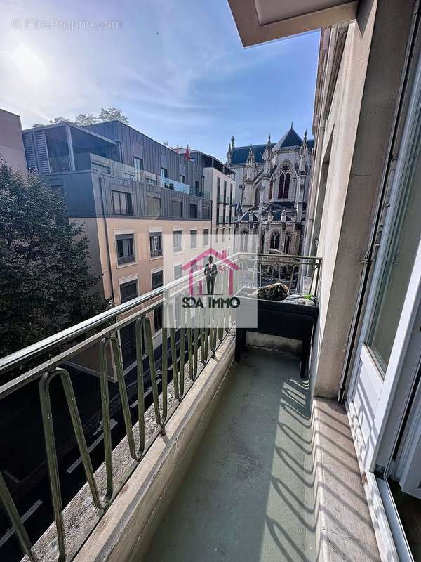 Appartement à LYON-6E