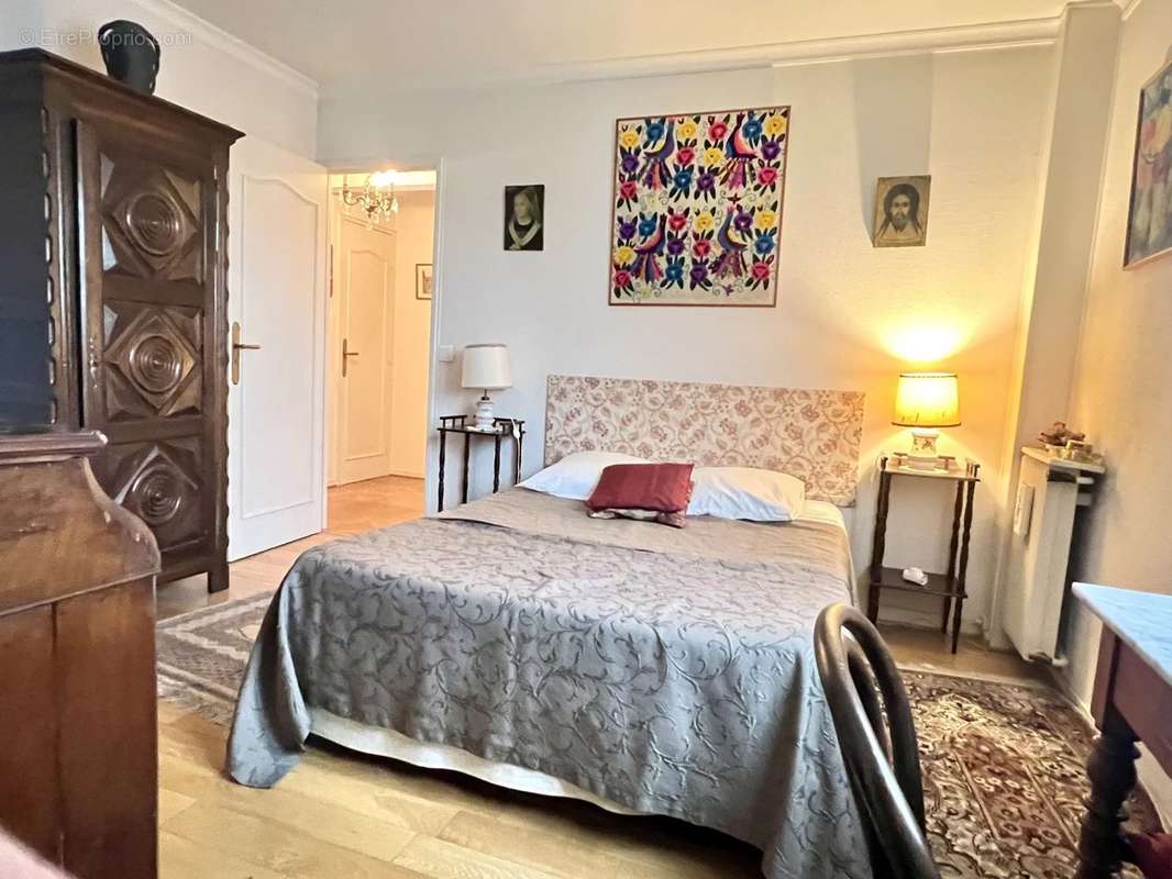 Appartement à PARIS-20E