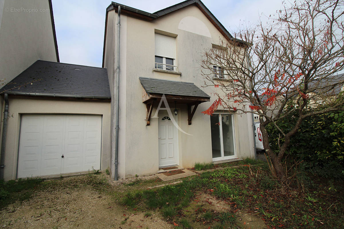 Maison à VINEUIL