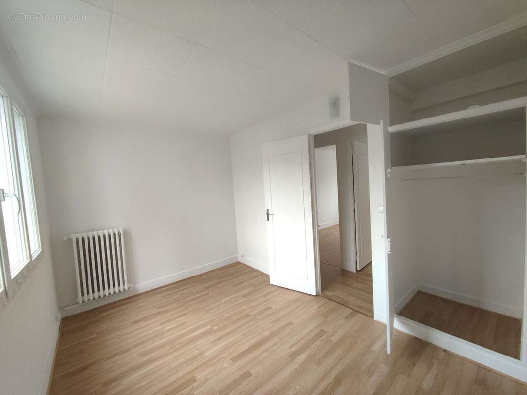 Appartement à AUBERVILLIERS