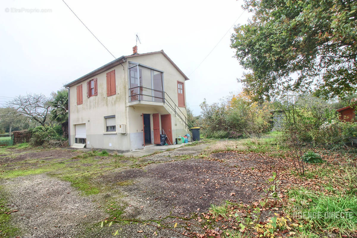 Maison à VERN-SUR-SEICHE