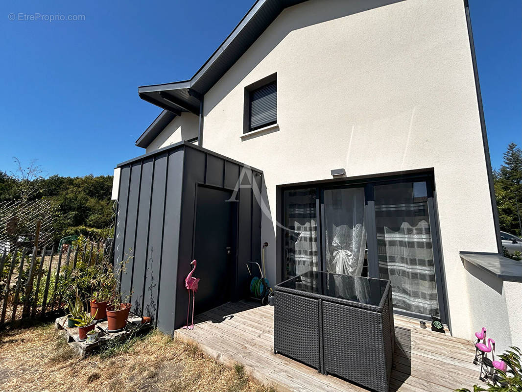 Maison à BLANQUEFORT