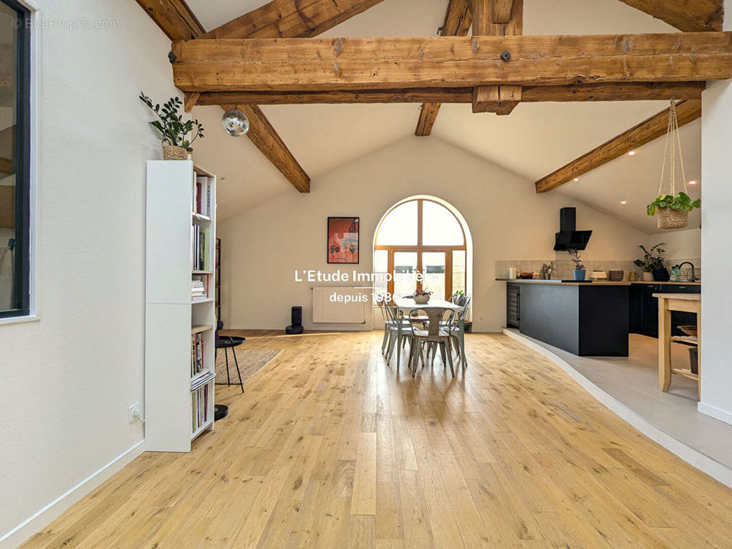 Appartement à LYON-4E