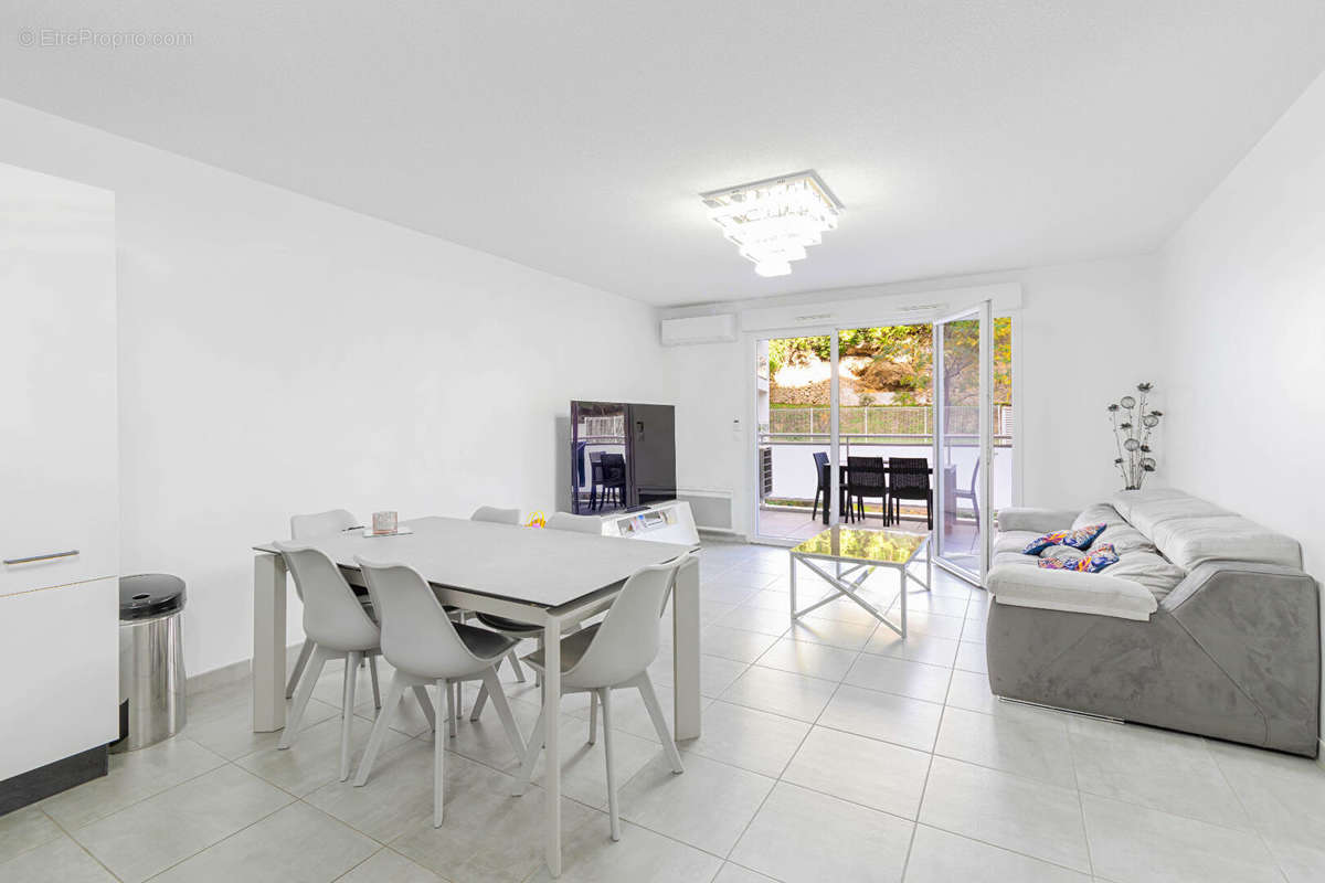 Appartement à MARSEILLE-12E