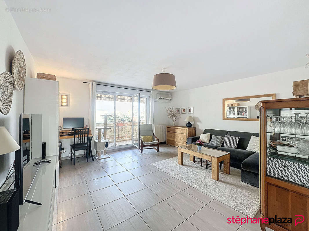 Appartement à LYON-8E