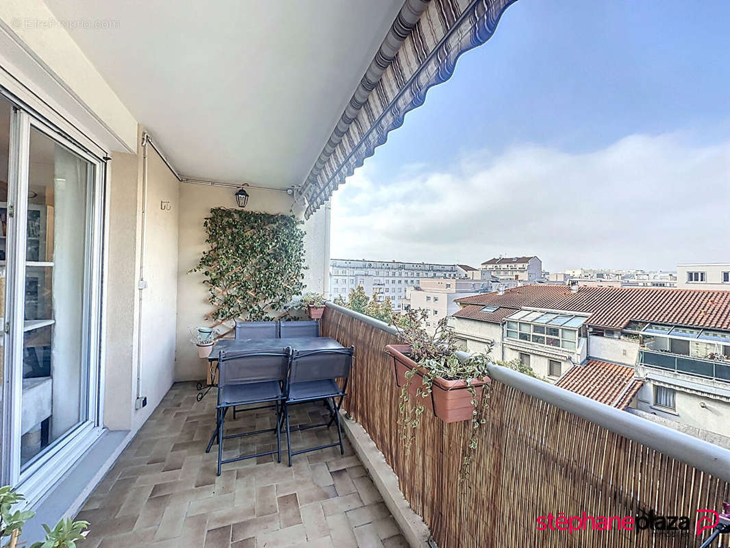 Appartement à LYON-8E