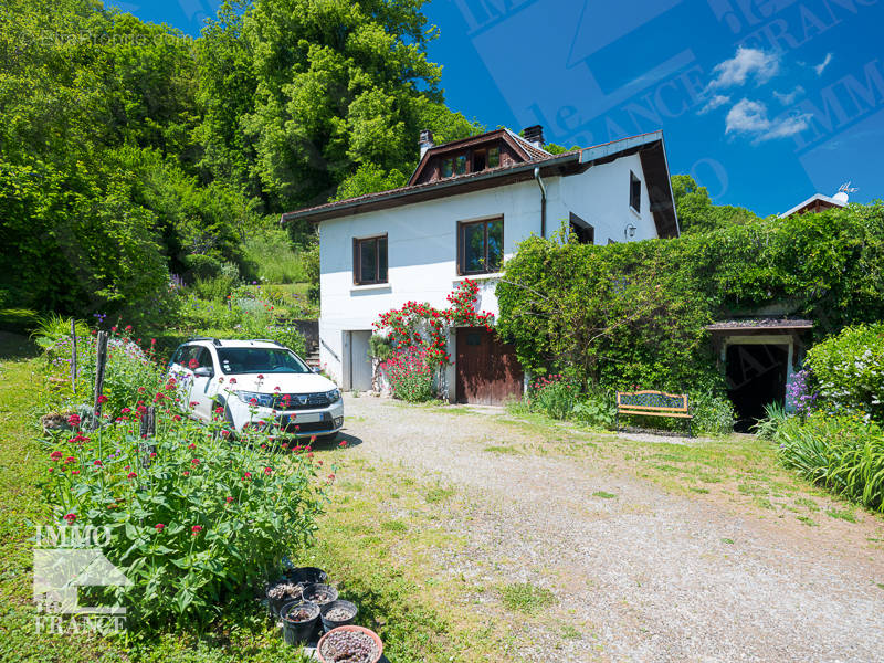 Maison à CHANAY