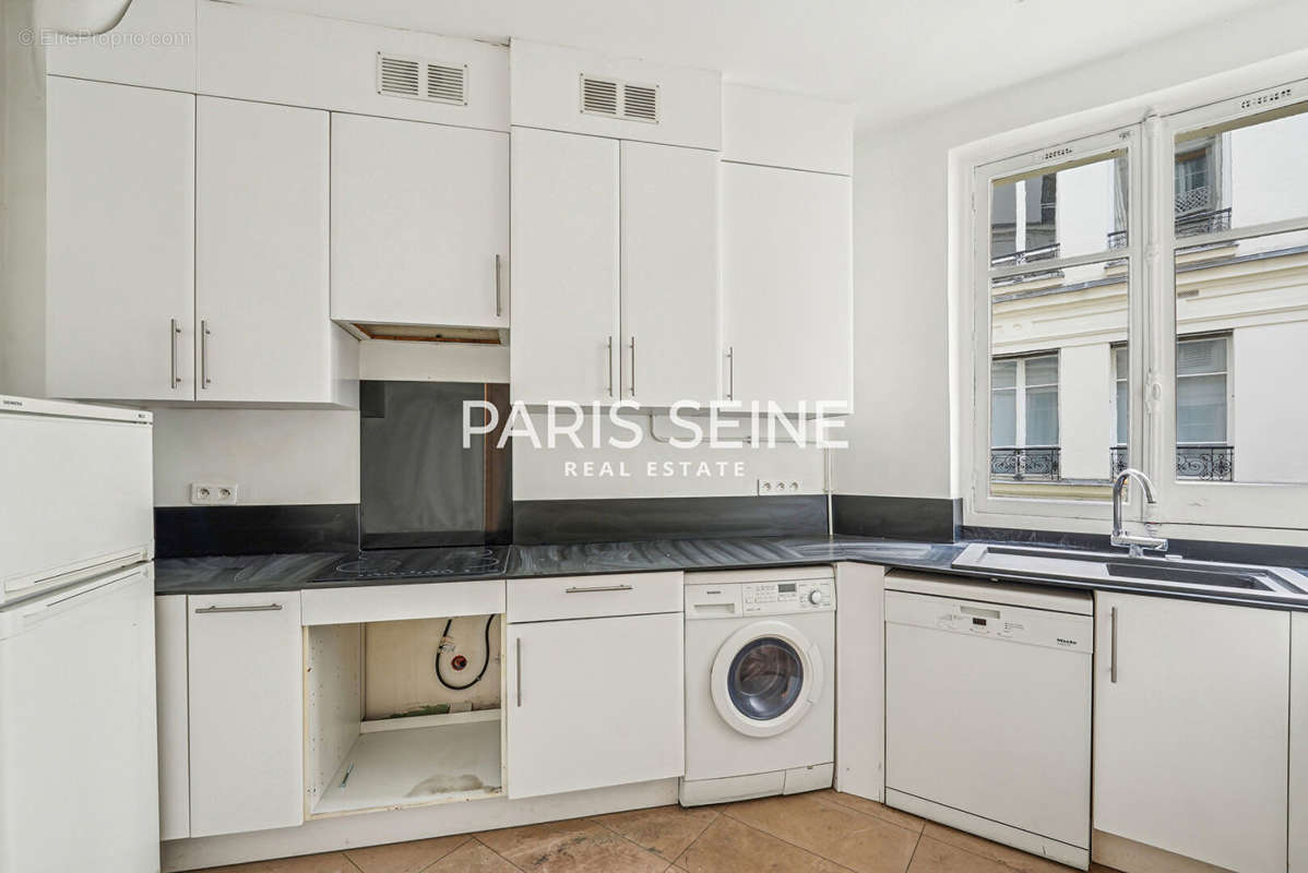 Appartement à PARIS-6E