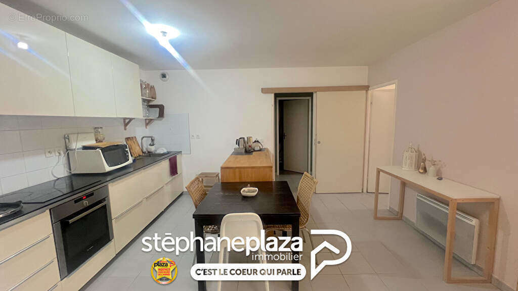 Appartement à MARSEILLE-10E