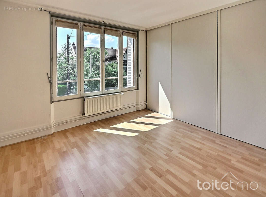 Appartement à GIF-SUR-YVETTE