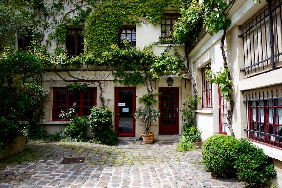 Appartement à PARIS-11E